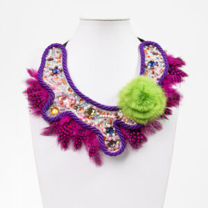 collana con piume