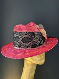 Cappello pink flower (3)