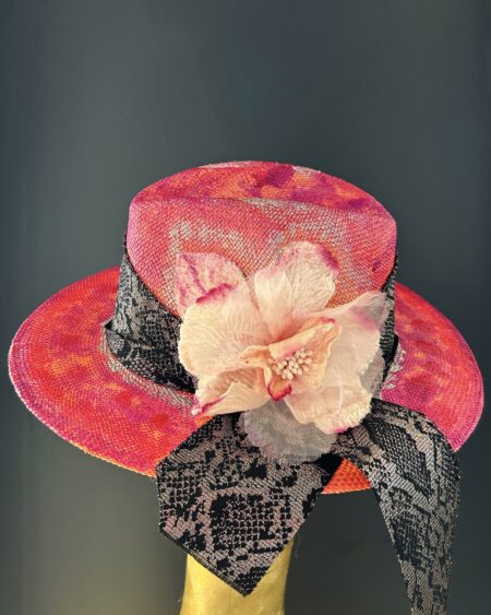 Cappello pink flower