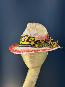 Cappello yellow spotted