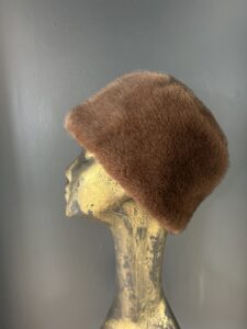 Facetune_25-09-2025-09-56-39