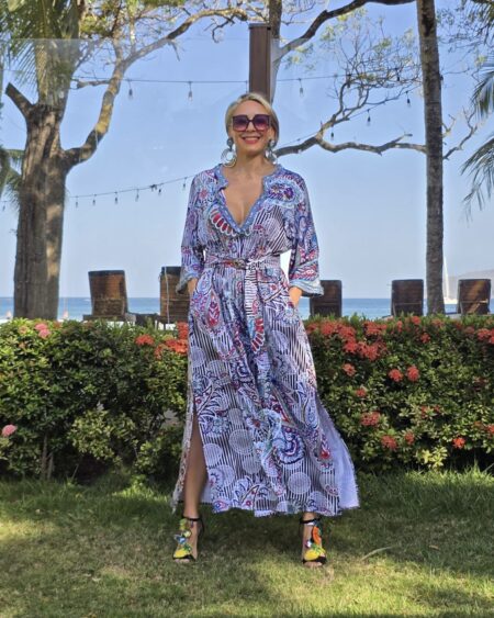 Abito lungo fantasia Paisley con cintura