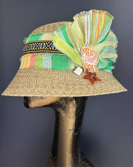 Cappello di Paglia Estivo Donna con Dettagli Artigianali