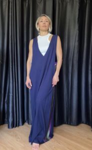 Tuta Jumpsuit Over Blu Notte con Stampe Floreali e Sfumature